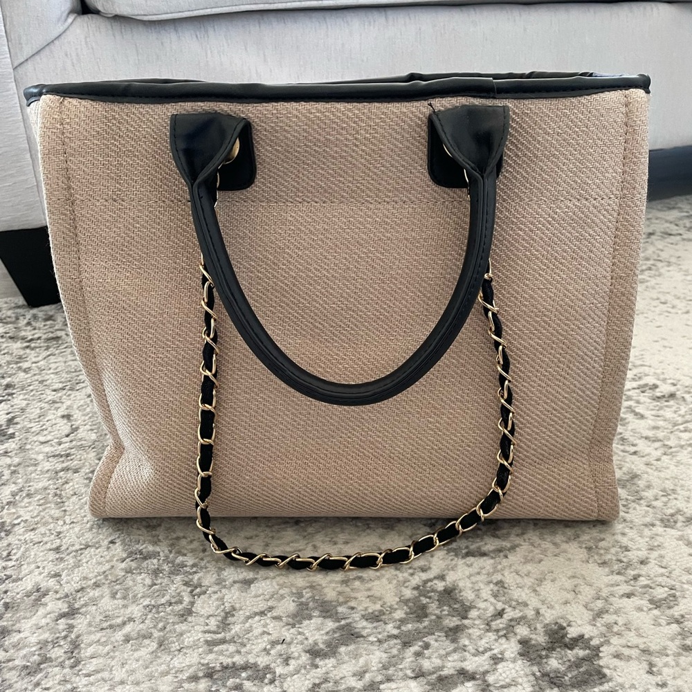 New condition tote bag 💗 New without Tag